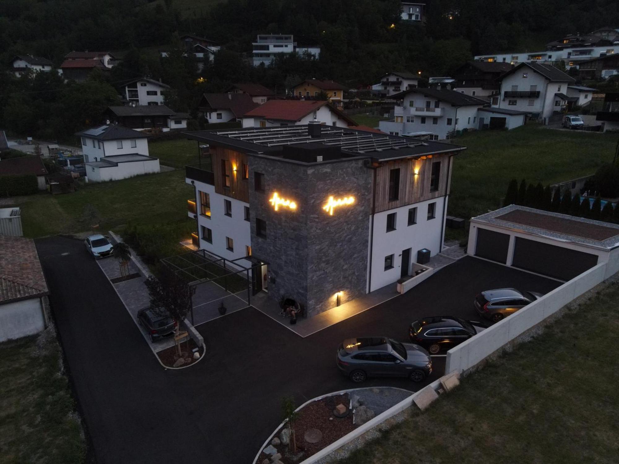 Aenna Apart Prutz Exterior foto